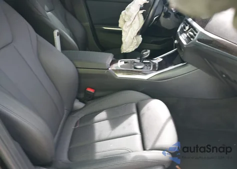 2021 BMW 330I z USA, uszkodzony, nr VIN 3MW5R1J02M8B56405